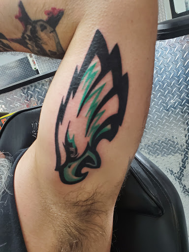 Tattoo Shop «22 Caliber Tattoo Studio», reviews and photos, 3501 Parsons Ave, Columbus, OH 43207, USA