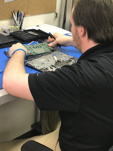 Cell Phone Store «Staymobile -Woodstock», reviews and photos, 2295 Towne Lake Pkwy, Woodstock, GA 30189, USA