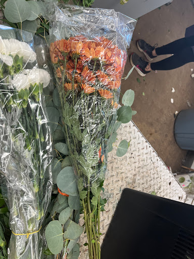 Florist «Cityside Flowers - Metropolitan Wholesale», reviews and photos, 285 N Midland Ave, Saddle Brook, NJ 07663, USA