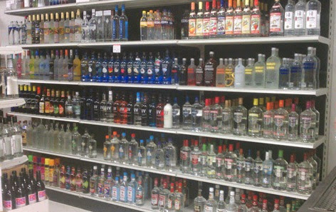 Liquor Store «Shrewsbury Liquor», reviews and photos, 230 Shrewsbury Plaza, Shrewsbury, NJ 07702, USA