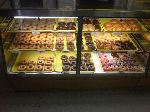 Donut Shop «Paris Donuts», reviews and photos, 230 W Campbell Rd, Richardson, TX 75080, USA