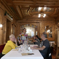 Atmosphère du Restaurant de fondues Restaurant Du Fromage à Malbuisson - n°9