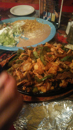 Shopping Mall «Greensboro Village Shopping Center», reviews and photos, 1483 Nashville Pike, Gallatin, TN 37066, USA