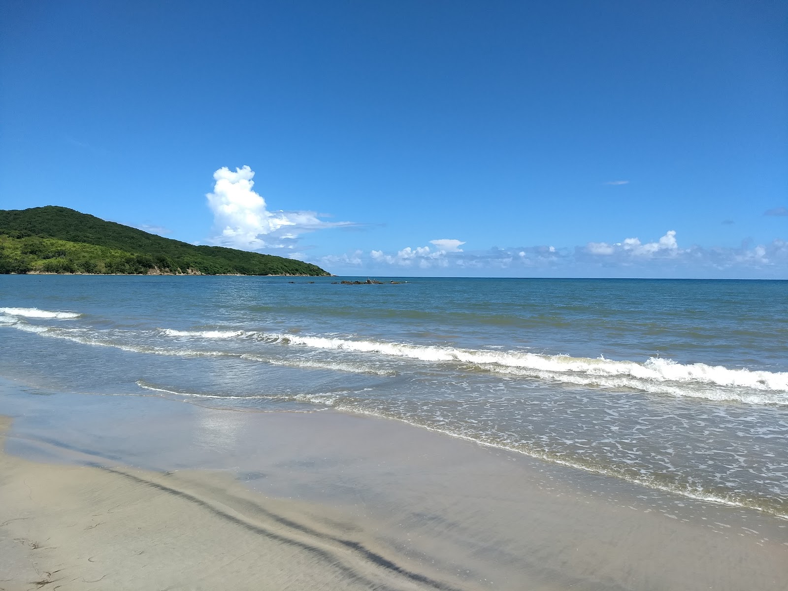 Fotografie cu Playa Guayanes cu nivelul de curățenie înalt