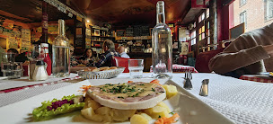 Photo n°36 de Aux Artistes à Paris ()