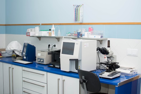 CLINICA VETERINARIA AXARQUIA
