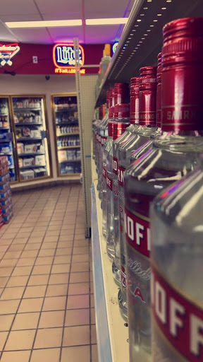 Liquor Store «Athens Hwy Package Store», reviews and photos, 898 W Ridge Rd, Gainesville, GA 30501, USA