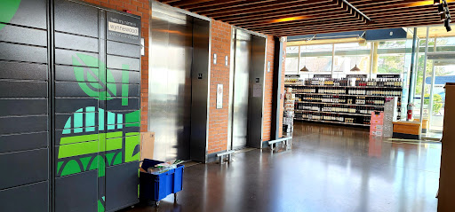 Grocery Store «Whole Foods Market», reviews and photos, 15 Wynnewood Rd, Wynnewood, PA 19096, USA