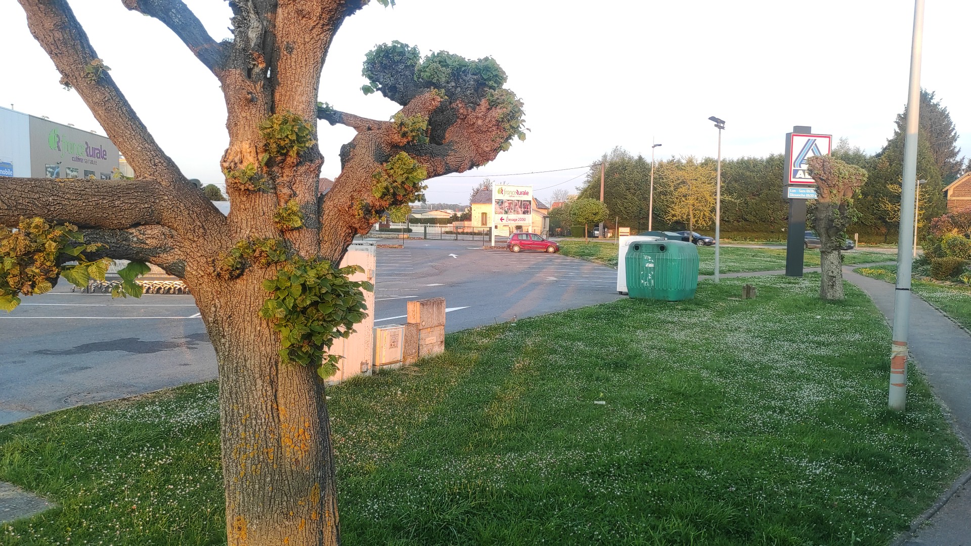 Photo n° 2 de l'avis de Slavik.o fait le 24/04/2022 à 18:25