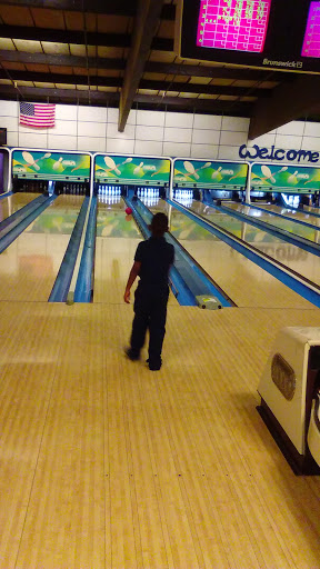 Bowling Alley «Bronco Lanes», reviews and photos, 22323 Ryan Rd, Warren, MI 48091, USA