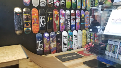 Skateboard Shop «Demented Skate Shop», reviews and photos, 5617 Liberty Fairfield Rd #1, Liberty Township, OH 45011, USA