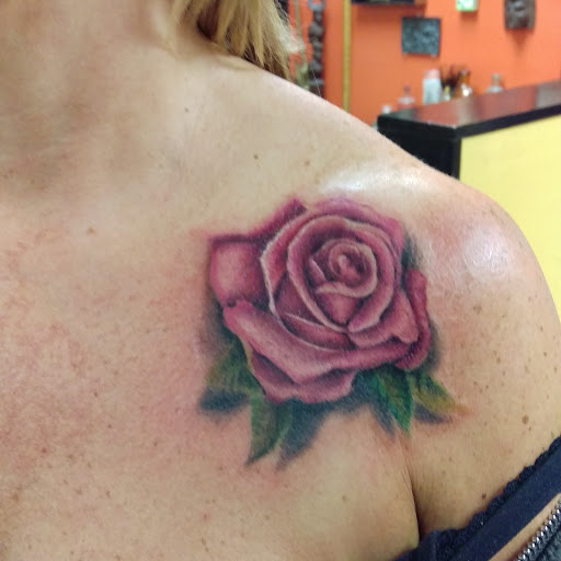 Tattoo Shop «Creative Instincts Tattoo Shelton», reviews and photos, 128 Center St, Shelton, CT 06484, USA