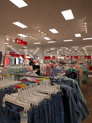 Shopping Mall «DC USA», reviews and photos, 3100 14th St NW, Washington, DC 20010, USA