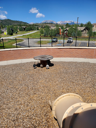 Summit Cove Elementary School