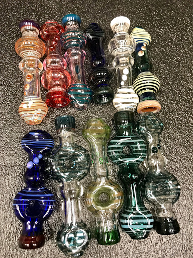 Tobacco Shop «Funky Bean Smoke Shop», reviews and photos, 1163 N Farnsworth Ave, Aurora, IL 60505, USA