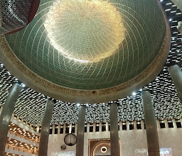 Istiqlal Mosque photo