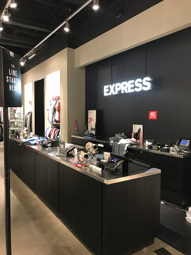 Clothing Store «Express», reviews and photos, 6847 Springfield Mall, Springfield, VA 22150, USA