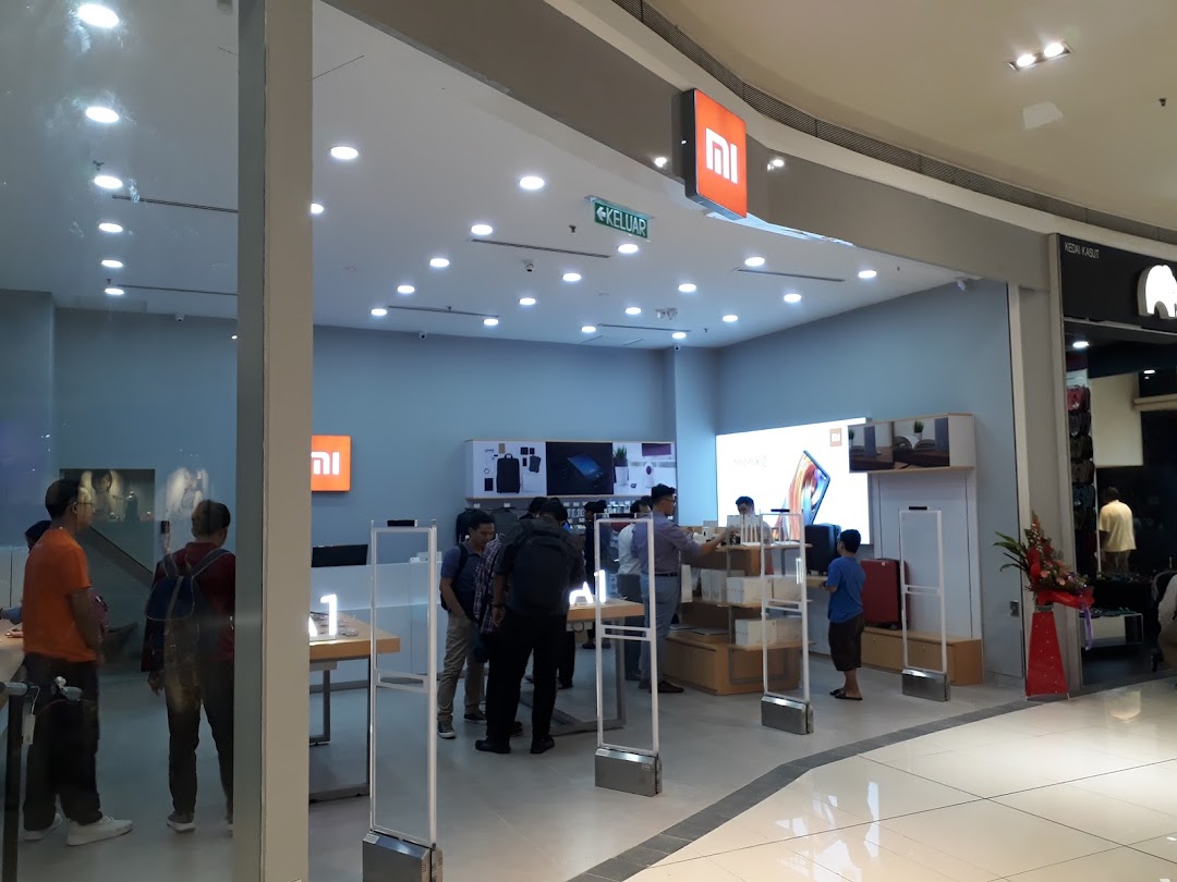 Xiaomi Store Malaysia - Nu Sentral KL by VIVID
