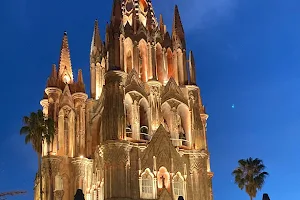 Parroquia de San Miguel Arcángel image