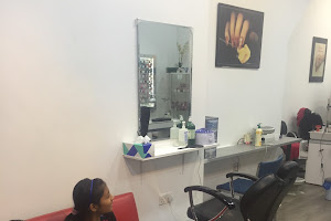 DT Beauty Salon and Nail Spa