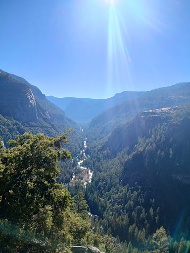 Yosemite Valley Welcome Center image