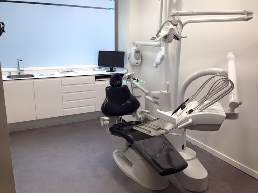 Información y opiniones sobre Clínica Dental y Centro Odontológico Héctor Lafuente: Implantes dentales. de Logroño