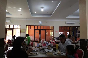 Resto Sederhana Cab. Karangayu image