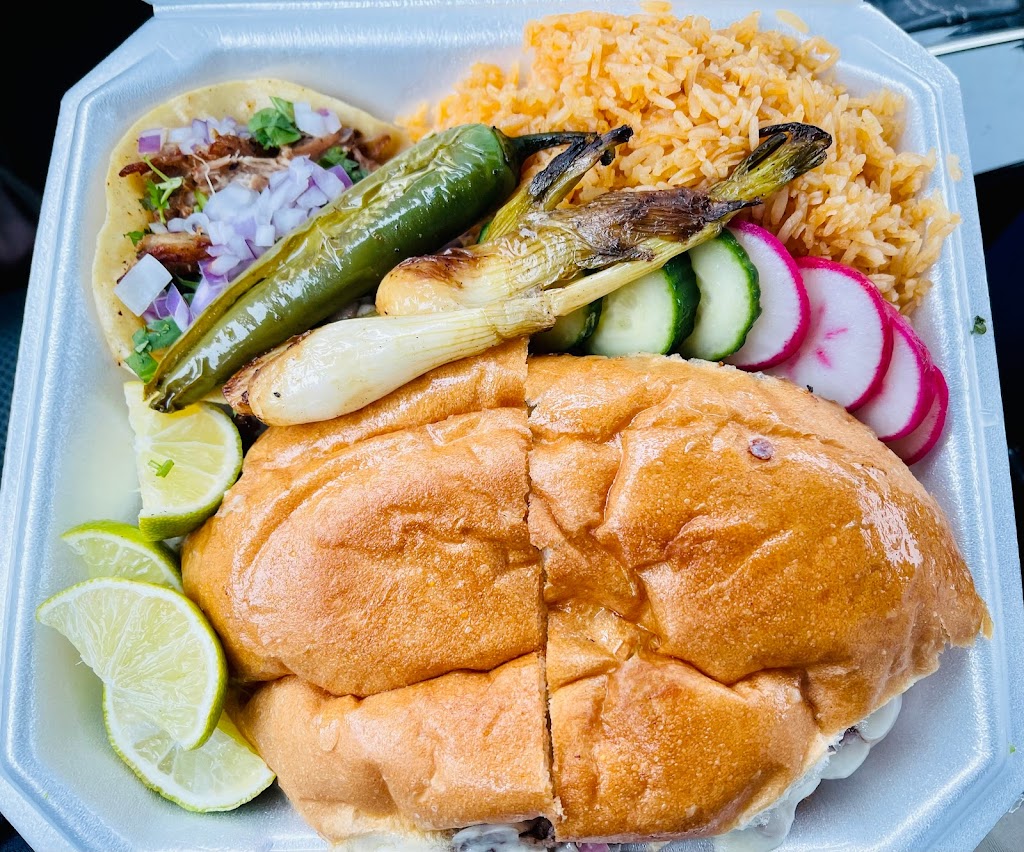 Punba Tacos y Mariscos 37214