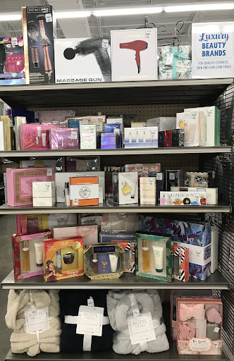 Home Goods Store «Tuesday Morning», reviews and photos, 10953 N Frank Lloyd Wright Blvd, Scottsdale, AZ 85259, USA