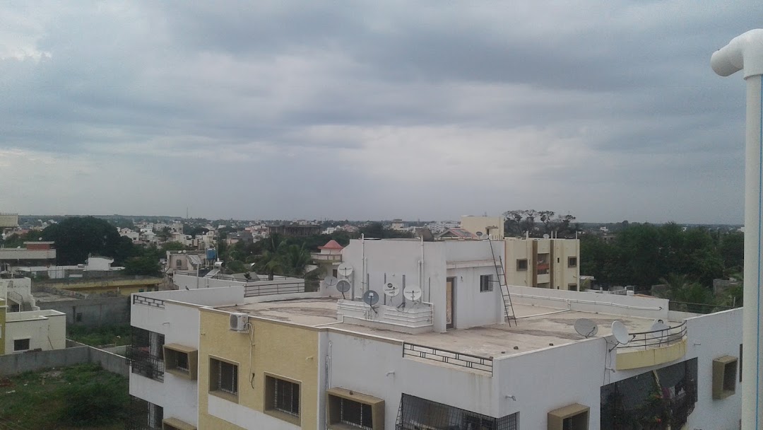Vishwatej Complex