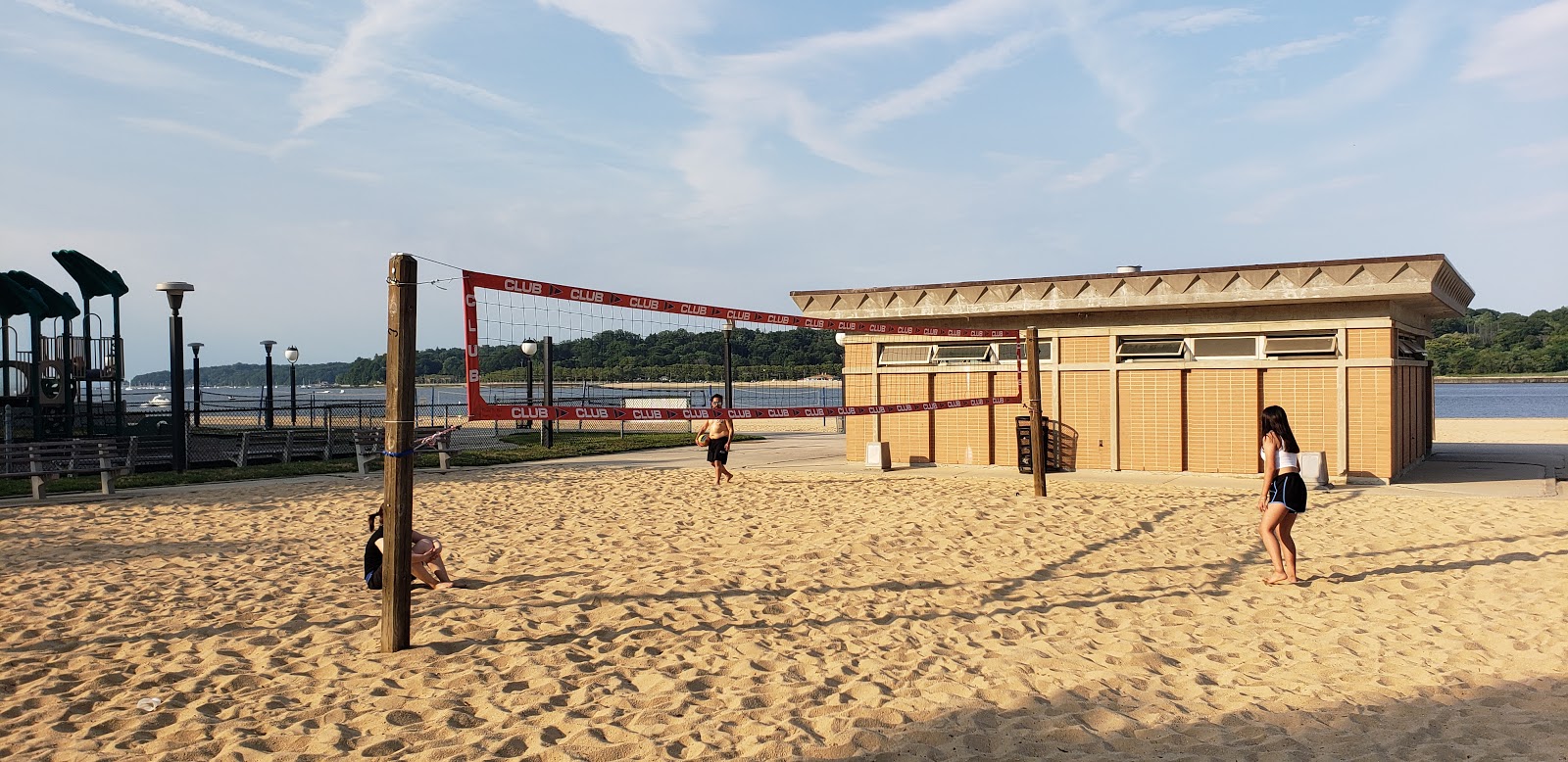 Foto von North Hempstead Beach - guter haustierfreundlicher Ort für den Urlaub