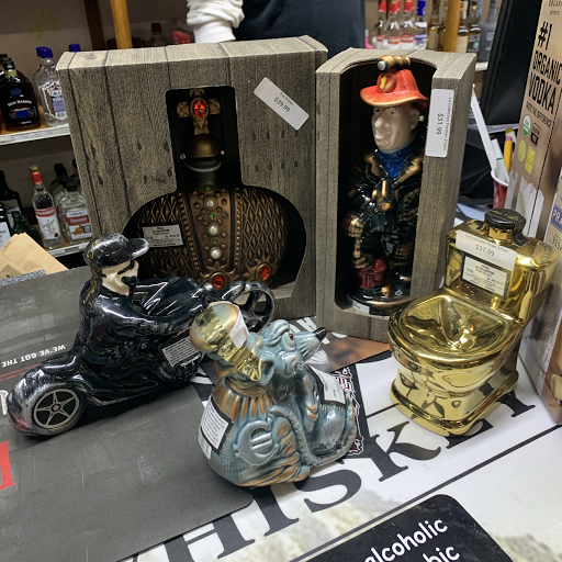 Liquor Store «Myrtle Beach Liquor», reviews and photos, 2010 N Kings Hwy suite A, Myrtle Beach, SC 29577, USA