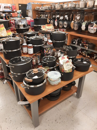 Department Store «T.J. Maxx», reviews and photos, 125 Interstate Shop Center, Ramsey, NJ 07446, USA