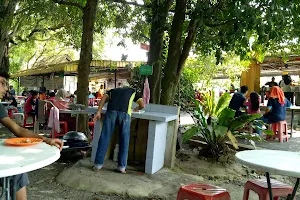 Nasi Campur Permai Tepian image