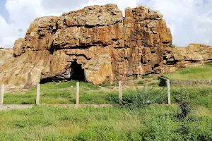 Kathiresan Hill Tiger Cave image