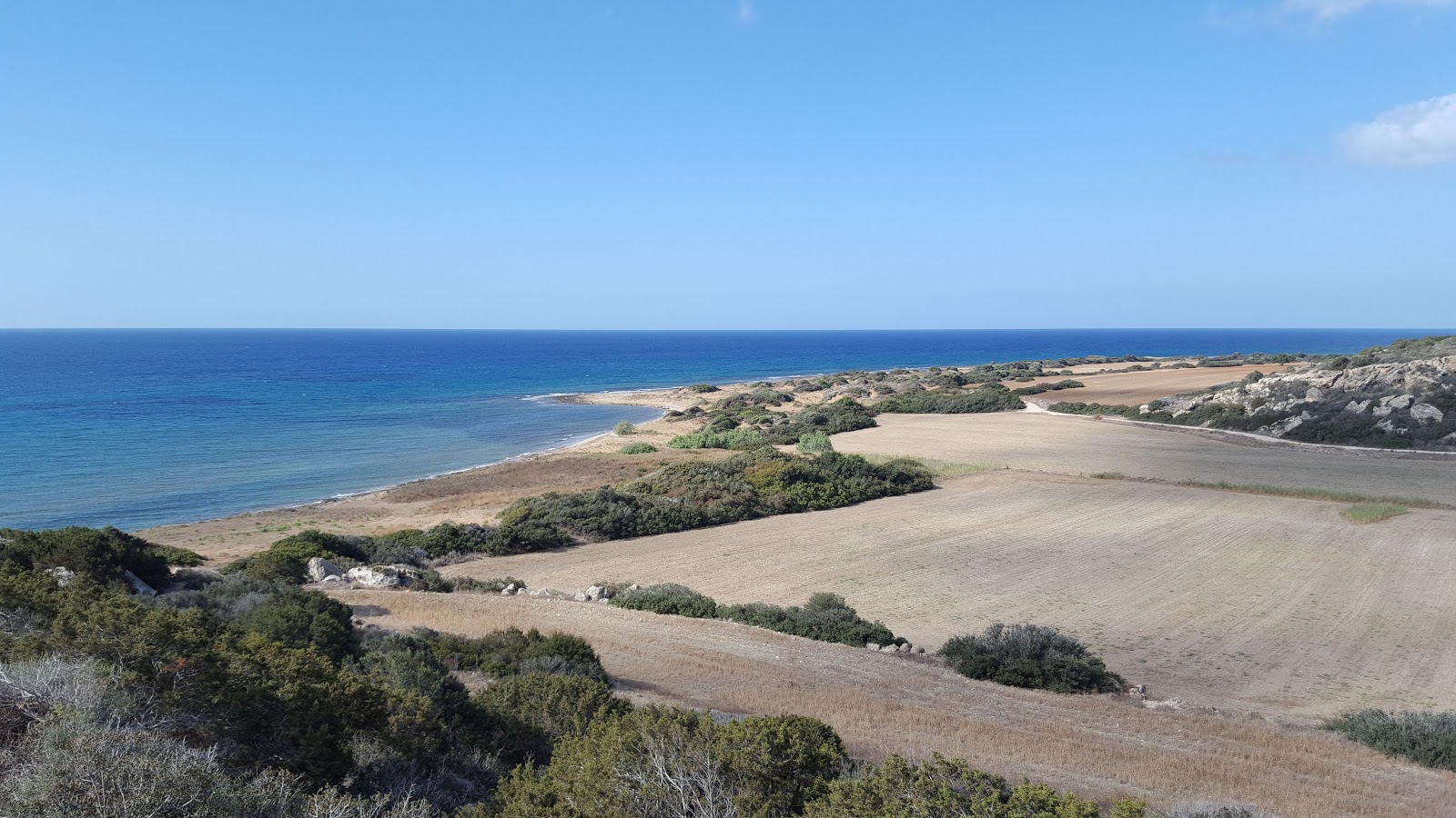Nitovikla Kalesi Beach'in fotoğrafı düz ve uzun ile birlikte