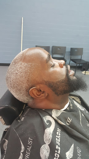 Barber Shop «Razor 1 Kutz Barbershop», reviews and photos, 7218 Montgomery Rd, Silverton, OH 45236, USA