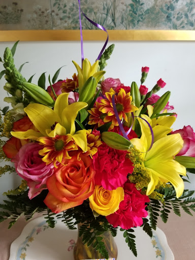 Dried Flower Shop «Creative Flower And Gift Shop», reviews and photos, 84-48 Eliot Ave, Middle Village, NY 11379, USA