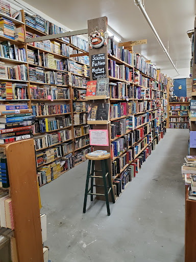 Used Book Store «3rd Street Book Exchange», reviews and photos, 1615 3rd St, Marysville, WA 98270, USA