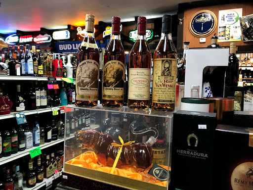 Liquor Store «Park Vasona Liquors», reviews and photos, 3391 Winchester Blvd, Campbell, CA 95008, USA