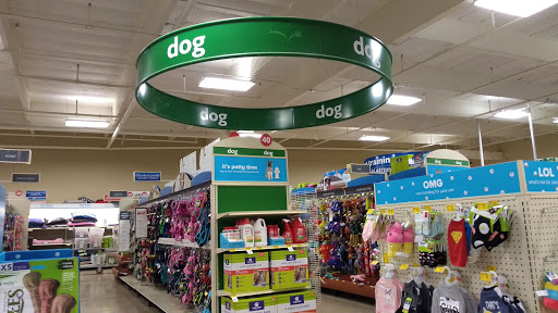 Pet Supply Store «PetSmart», reviews and photos, 1196 W Olive Ave, Merced, CA 95348, USA