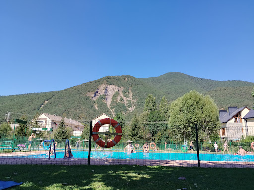 Piscina Municipal en Villanúa, Huesca