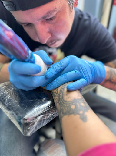 Explore mother and son matching tattoos ideas, creative tattoo ideas in El Paso, available at R&R tattoo and piercing studio