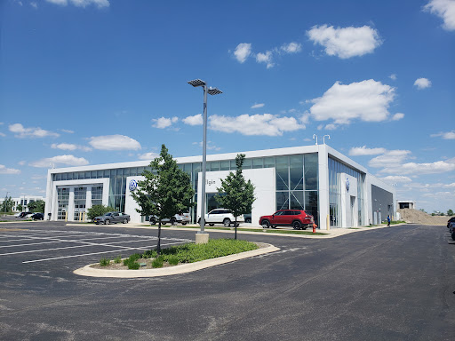 Volkswagen Dealer «Elgin Volkswagen», reviews and photos, 2630 Auto Mall Dr, Elgin, IL 60124, USA