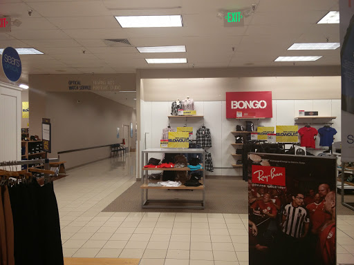 Shopping Mall «The Streets at SouthGlenn», reviews and photos, 6991 S Vine St, Centennial, CO 80122, USA