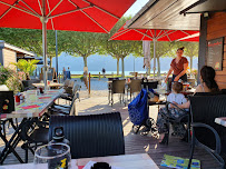 Atmosphère du Chalet chez Mimi's restaurant au bord du lac à Aix-les-Bains - n°12