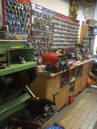 Junction road locksmith and Shoe repair - Locksmith