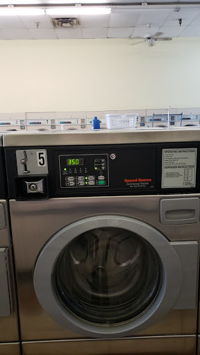 Clothesline Laundromat at Sugar Maple
