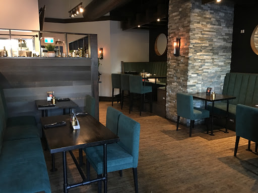 Loch Side - Bar & Lounge