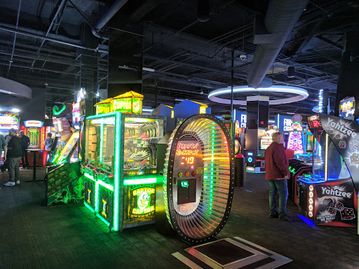 Shopping Mall «The Promenade at Howard Hughes Center», reviews and photos, 6081 Center Dr, Los Angeles, CA 90045, USA